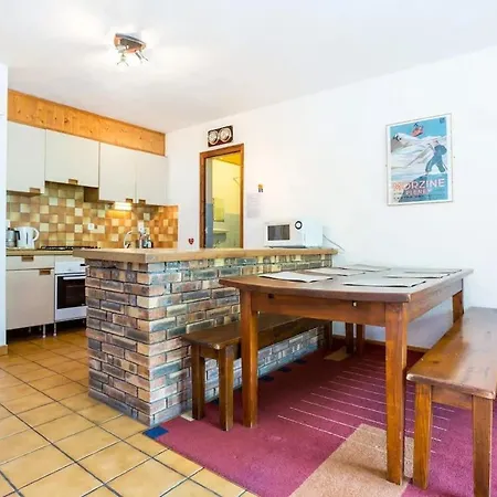 Lovely Sleeps 5 Easy Access To * Morzine